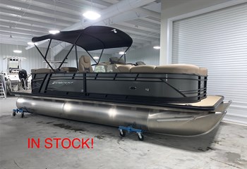 2023 Starcraft SLS 3 DC Carbon Boat